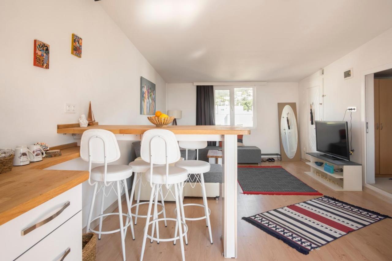 Central, Cozy, 15 Min Walk To The Beach, Fast Wi-Fi, Free Parking, 4Ppl بودروم المظهر الخارجي الصورة