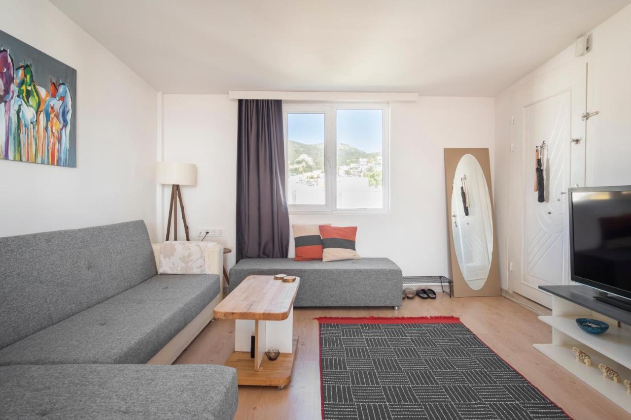 Central, Cozy, 15 Min Walk To The Beach, Fast Wi-Fi, Free Parking, 4Ppl بودروم المظهر الخارجي الصورة