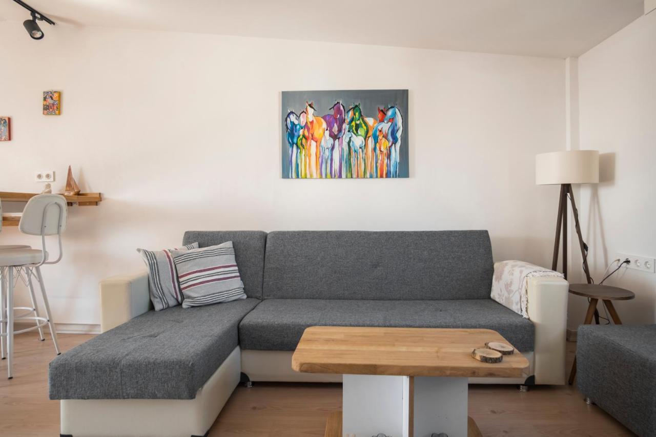Central, Cozy, 15 Min Walk To The Beach, Fast Wi-Fi, Free Parking, 4Ppl بودروم المظهر الخارجي الصورة