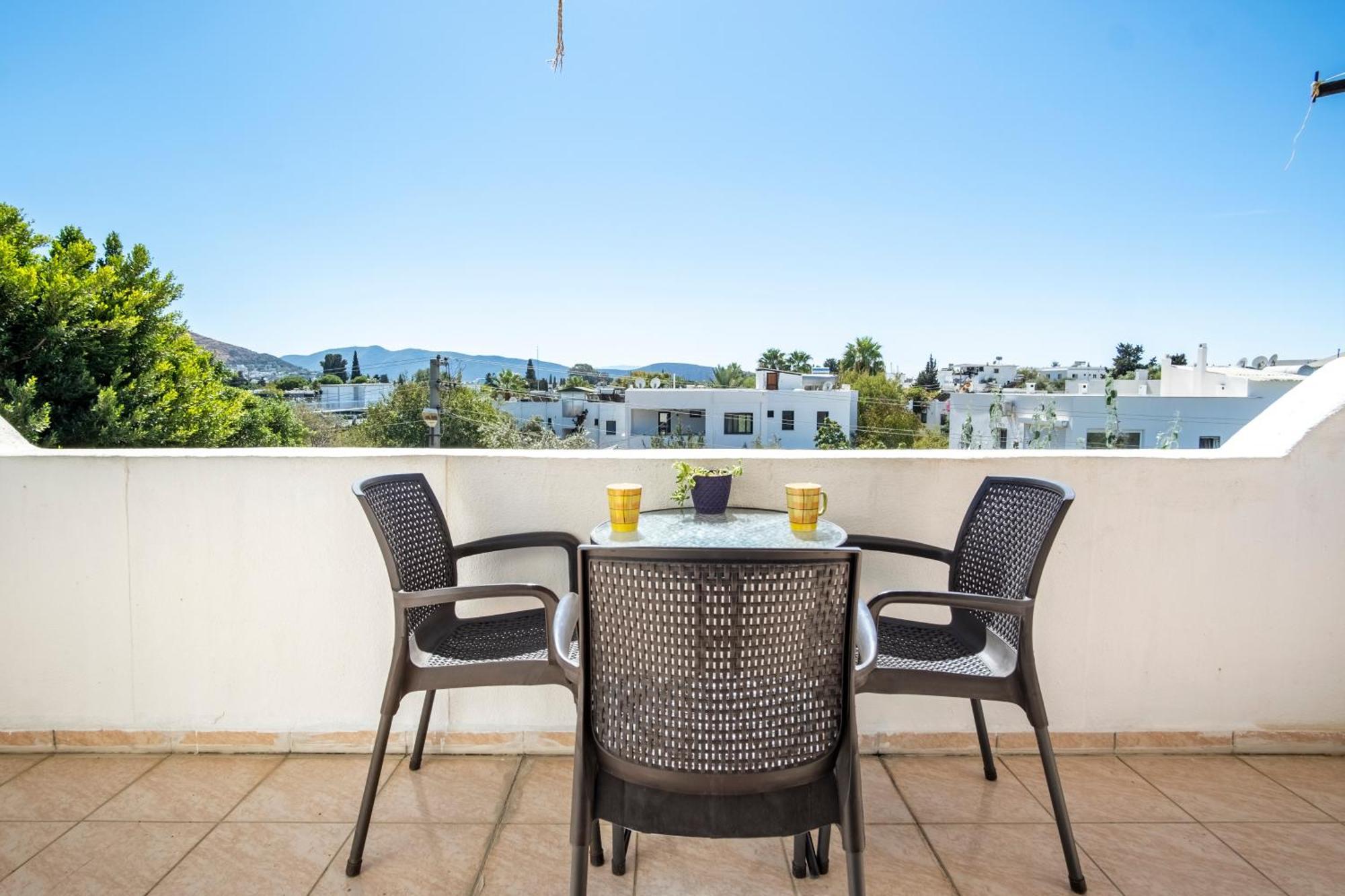 Central, Cozy, 15 Min Walk To The Beach, Fast Wi-Fi, Free Parking, 4Ppl بودروم المظهر الخارجي الصورة